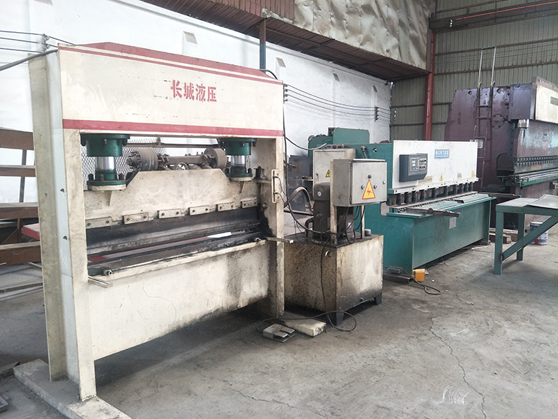 折彎壓槽 門板一體成型